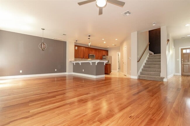 Photo - 3313 Minnie St