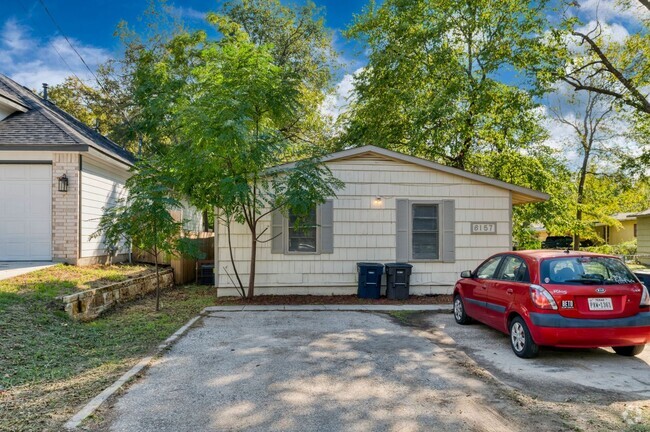 Building Photo - 6157 Brocks Ln Unit A Rental