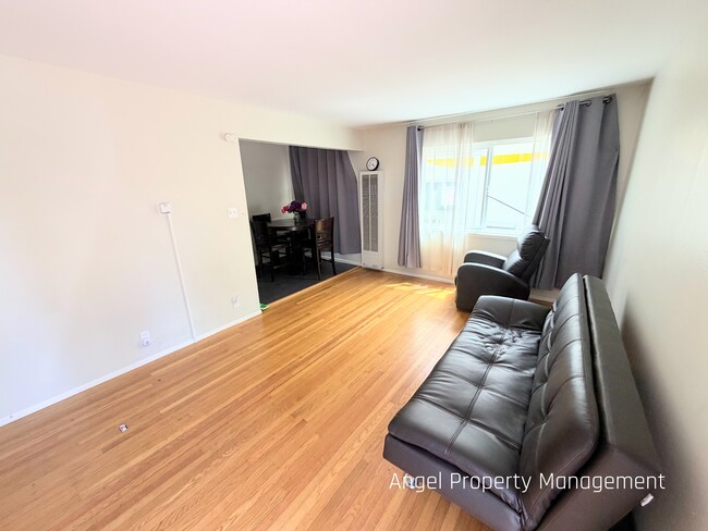 Photo - 3422 Carlson Blvd