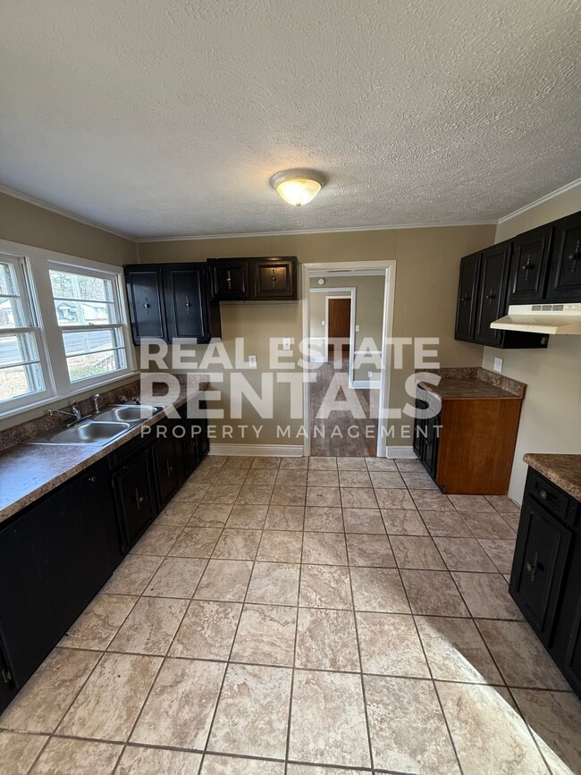 Photo - 3822 W Meighan Blvd