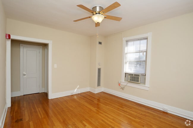 Classic Finish - Bedroom