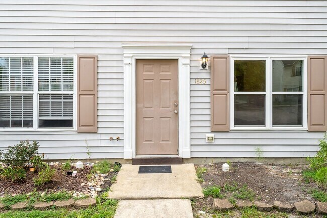Photo - 1825 Vintage Rd