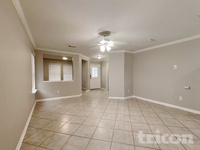 Photo - 415 Remington Creek Dr