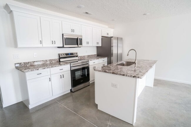 Photo - 526 Gadsden Rd NW Unit 2