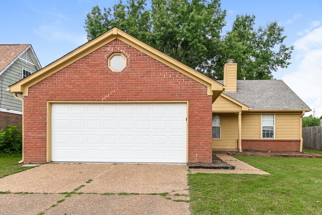 Building Photo - 5819 Waverly Dr Rental