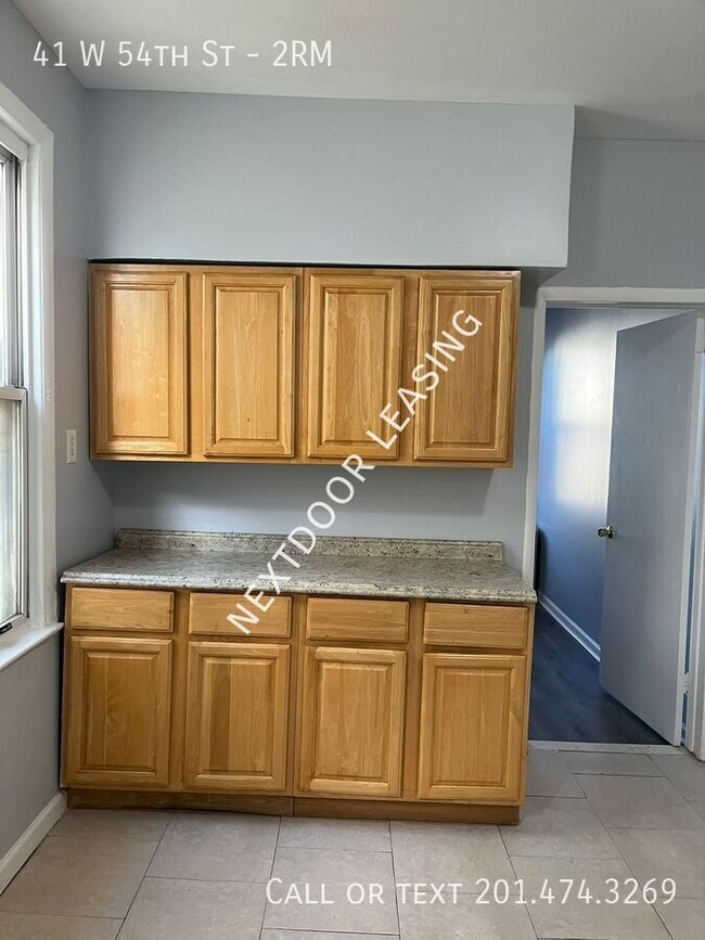 Photo - 41 W 54th St Unidad 2RM