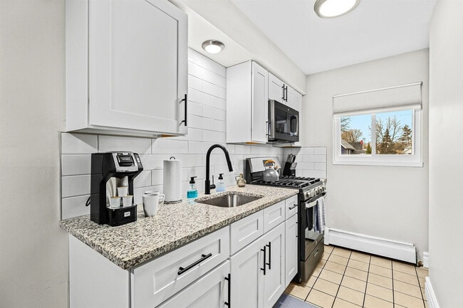 Photo - 22 2nd St Unit ID1032303P