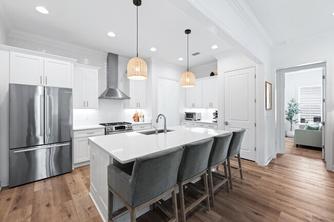 Photo - 39 Suwanee Dr House