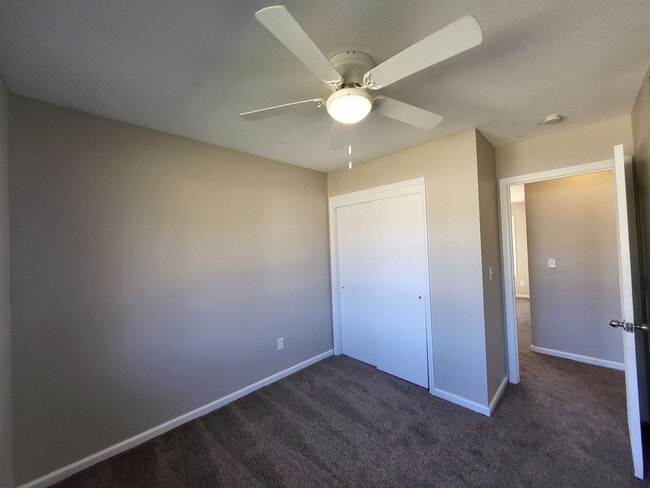 Photo - 4 Bedroom split-level home with garage!