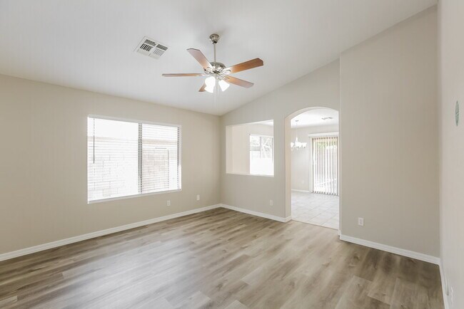 Photo - 21138 N 92nd Ln