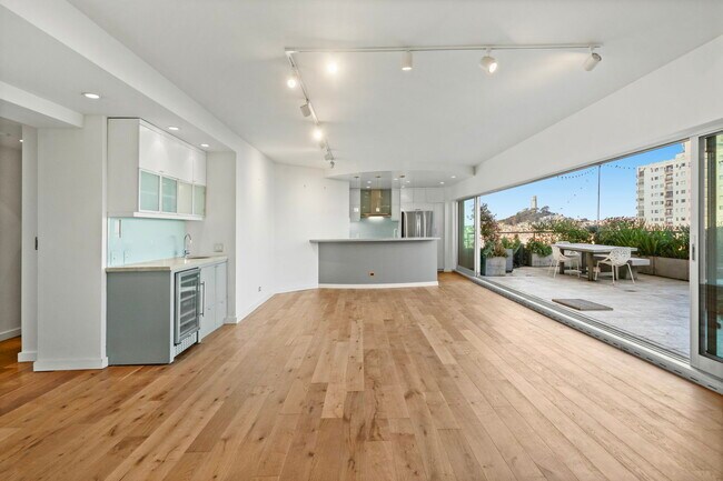 Photo - 30 Miller Pl Unit #1