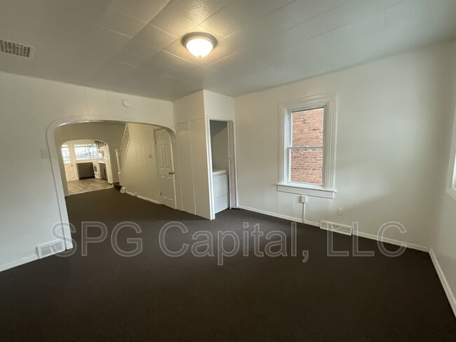 Photo - 30 Chestnut St