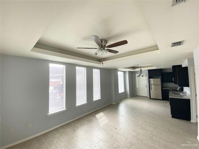 1227 White Oak Dr Unit 4