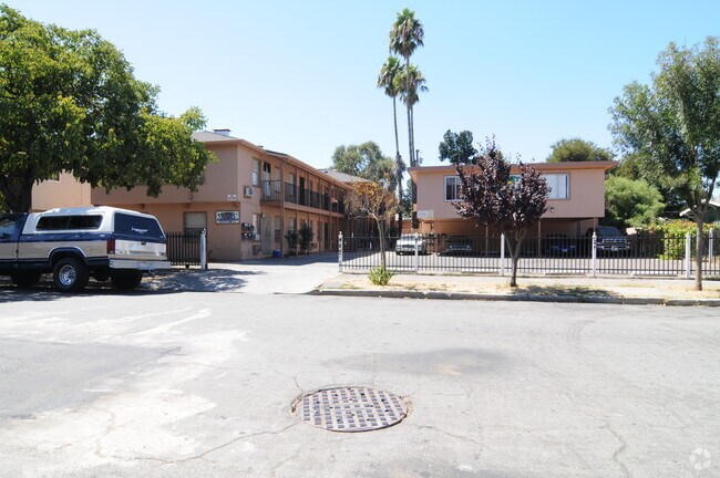 Photo - Sunset Apartments