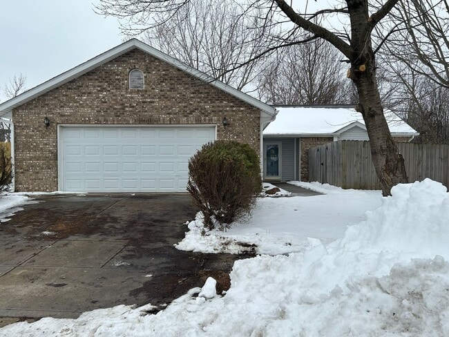 Building Photo - 1623 Lionheart Ln