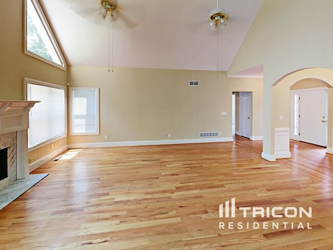 Photo - 6156 Pritchett Dr