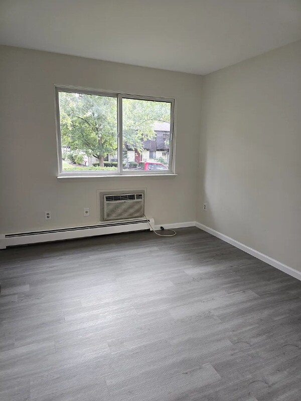 Photo - 1601 Cherry Hill Dr Unit 1601
