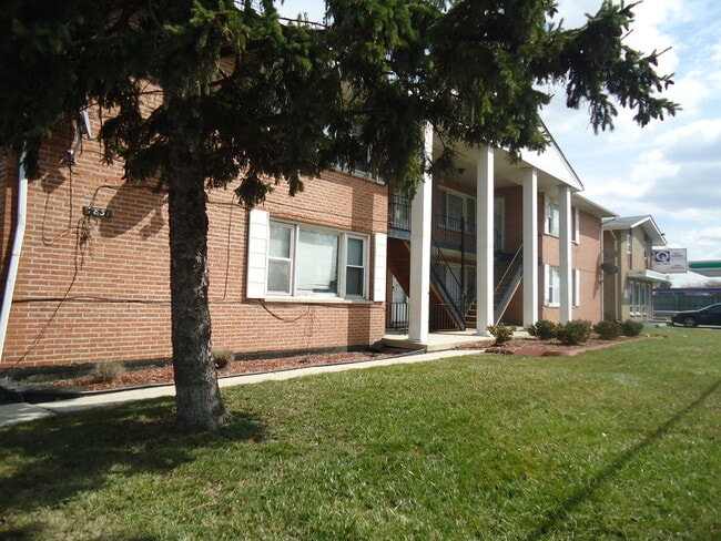 Building Photo - 7831 Roberts Rd Unit 1