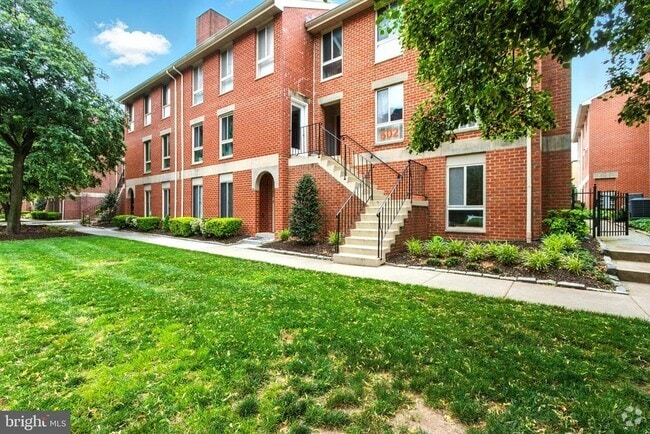 Building Photo - 508 S Charles St Unit R93 Rental