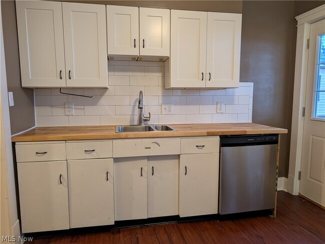 Photo - 1560 Coutant Ave