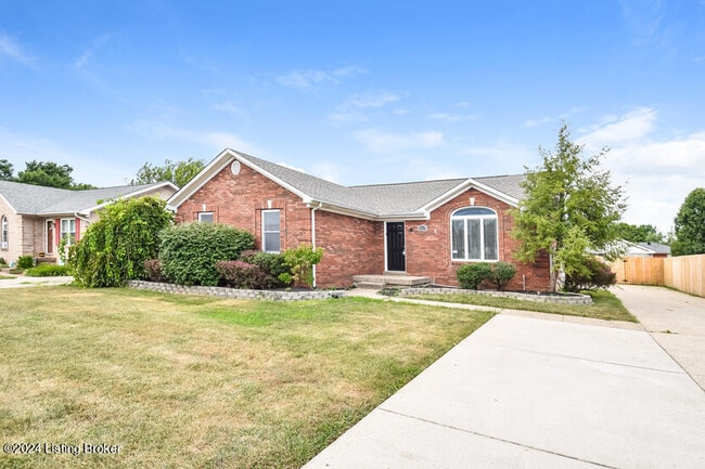 Building Photo - 5613 Ree Dr