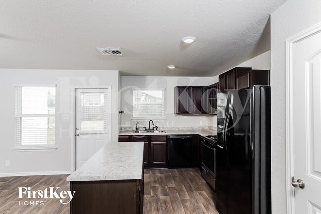 Photo - 13923 Morgan Terrace