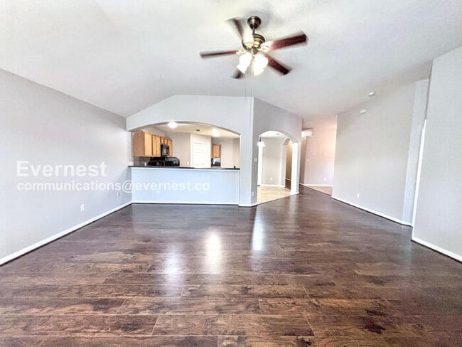 Photo - 25407 Barmby Dr