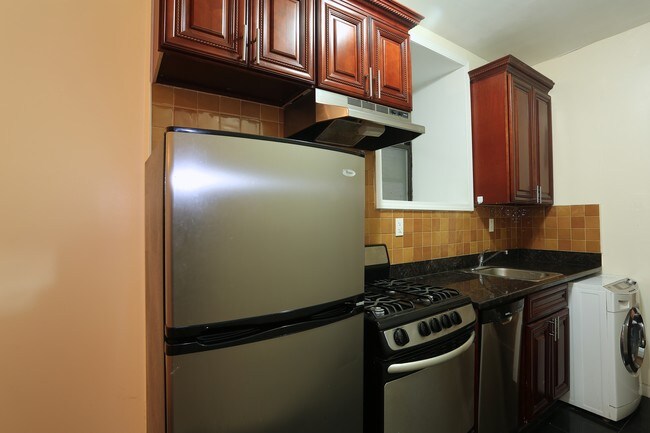 Photo - 243 W 109th St 1W