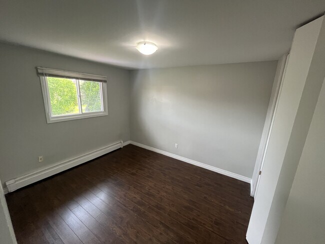 Photo - 60 Kendra St Unit 5