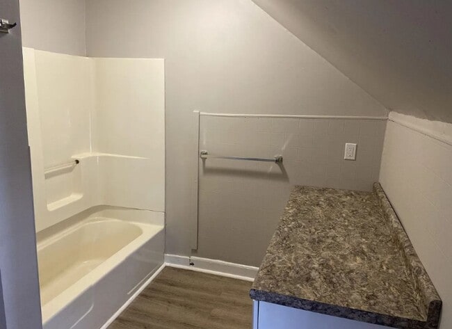 Photo - 16 Redington St Unit 16 Redington Street