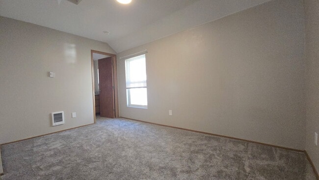 Photo - 2927 Federal Ave Unit 3