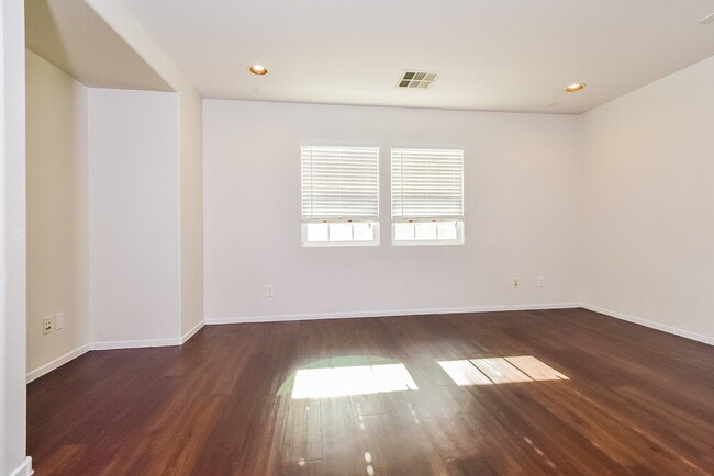 Photo - 7453 Showy Ct