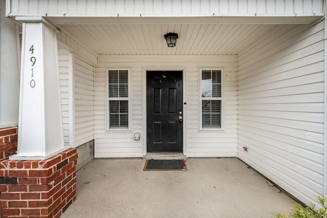 Photo - 4910 Laura Jeanne Blvd