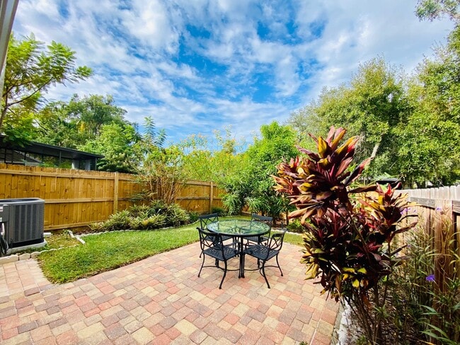 Building Photo - 11408 Galleria Dr