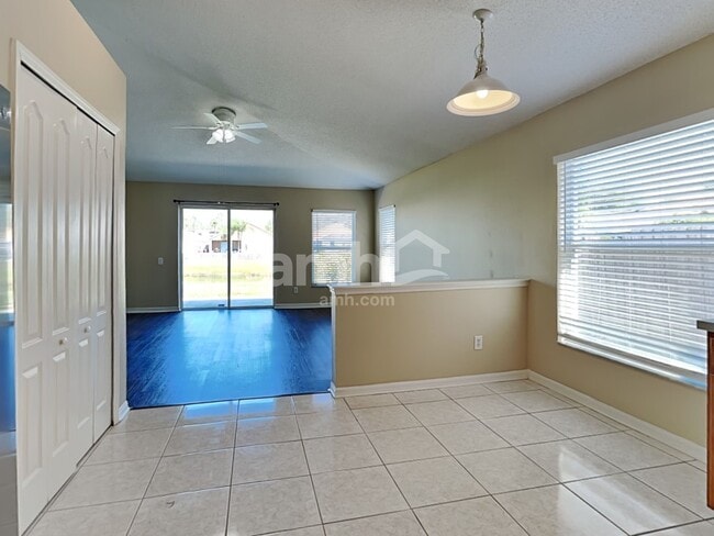 Photo - 12517 Midpointe Dr