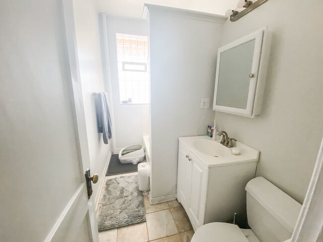 Photo - 5427 S University Ave Unit A3