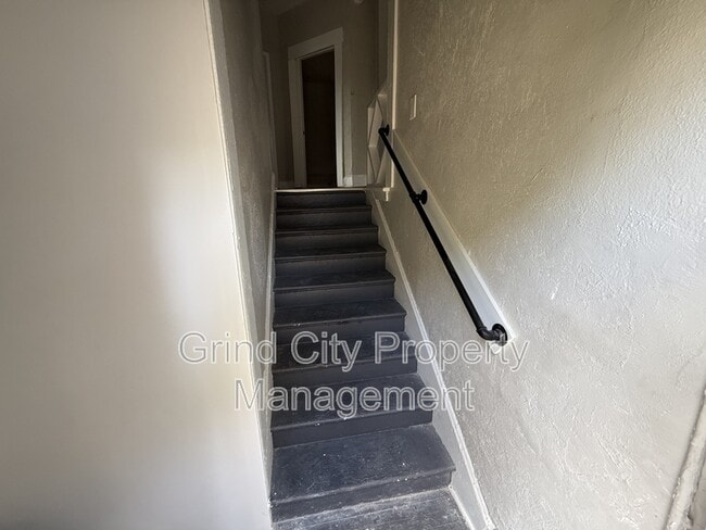 Photo - 997 S Willett St