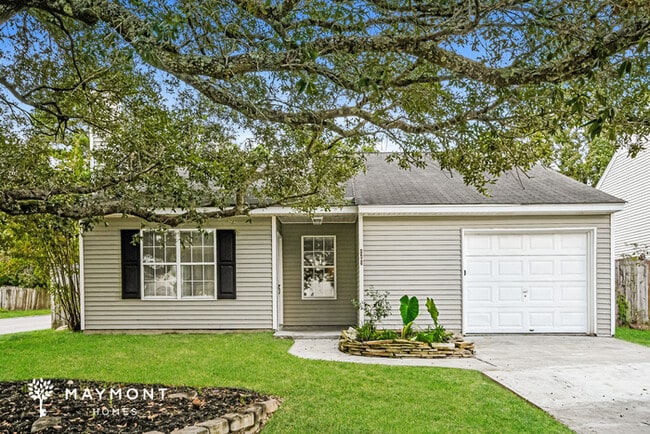 Building Photo - 8203 Quail Hollow Ct