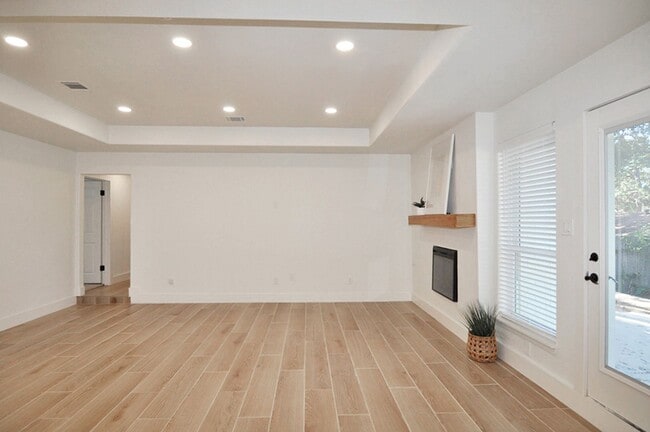 Photo - 2915 Spring Oaks Ct