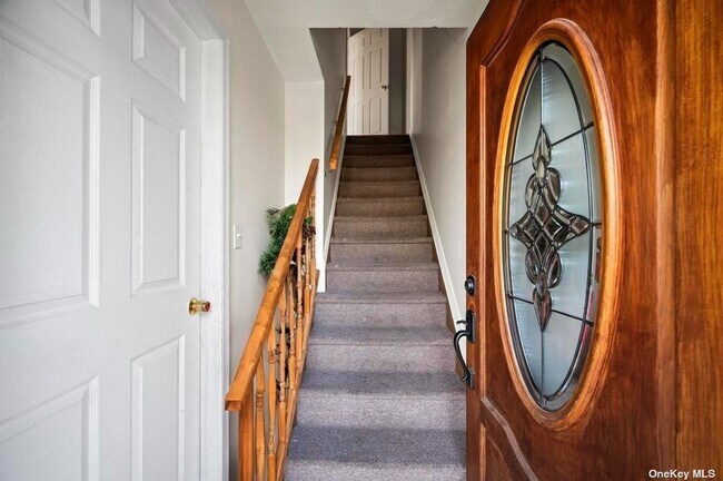 Photo - 141-08 256th St