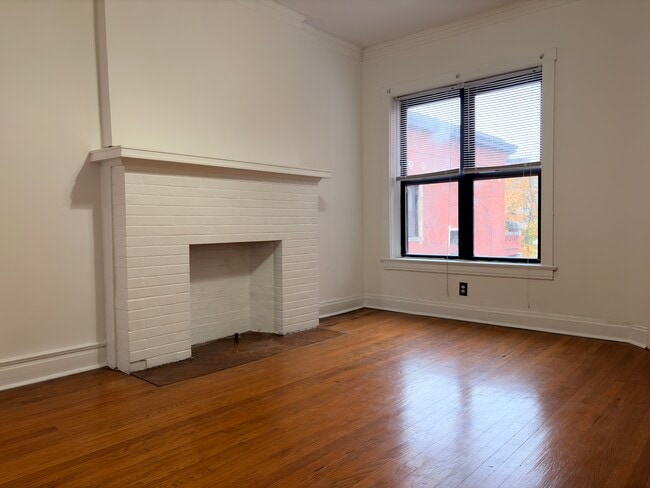 Photo - 3722 N Sheffield Ave Unit #3S