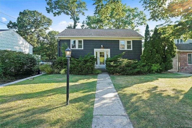 Building Photo - 1319 Raleigh Rd Rental
