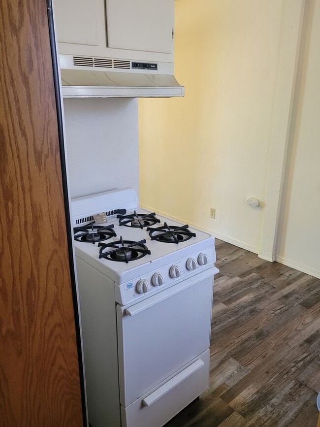 Photo - Triplex Unit 707 North East D St.