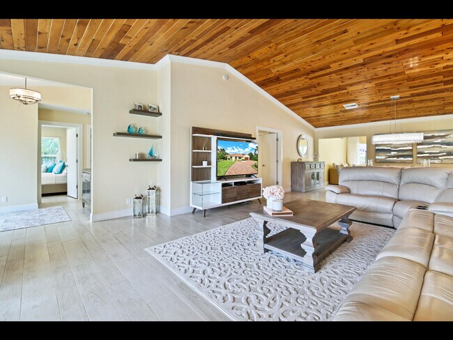 Photo - 451 N Lyra Cir