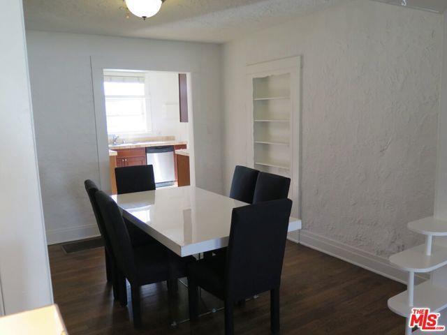 Photo - 1444 Yale St