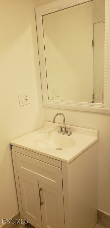 Photo - 2431 Welch St