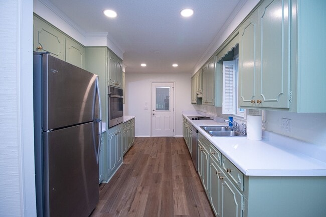 Photo - Renovated 5BR Home Minutes from Downtown Columbia | Two Full Kitchens + Fenced Yard ~ Available M...