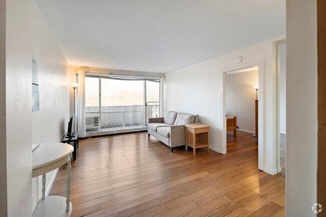 Building Photo - 29 Concord Ave Unit 804 Rental