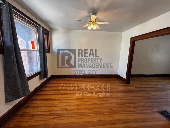 Photo - 210 W Evans Ave