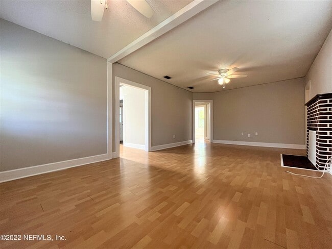 Photo - 5324 Fremont St